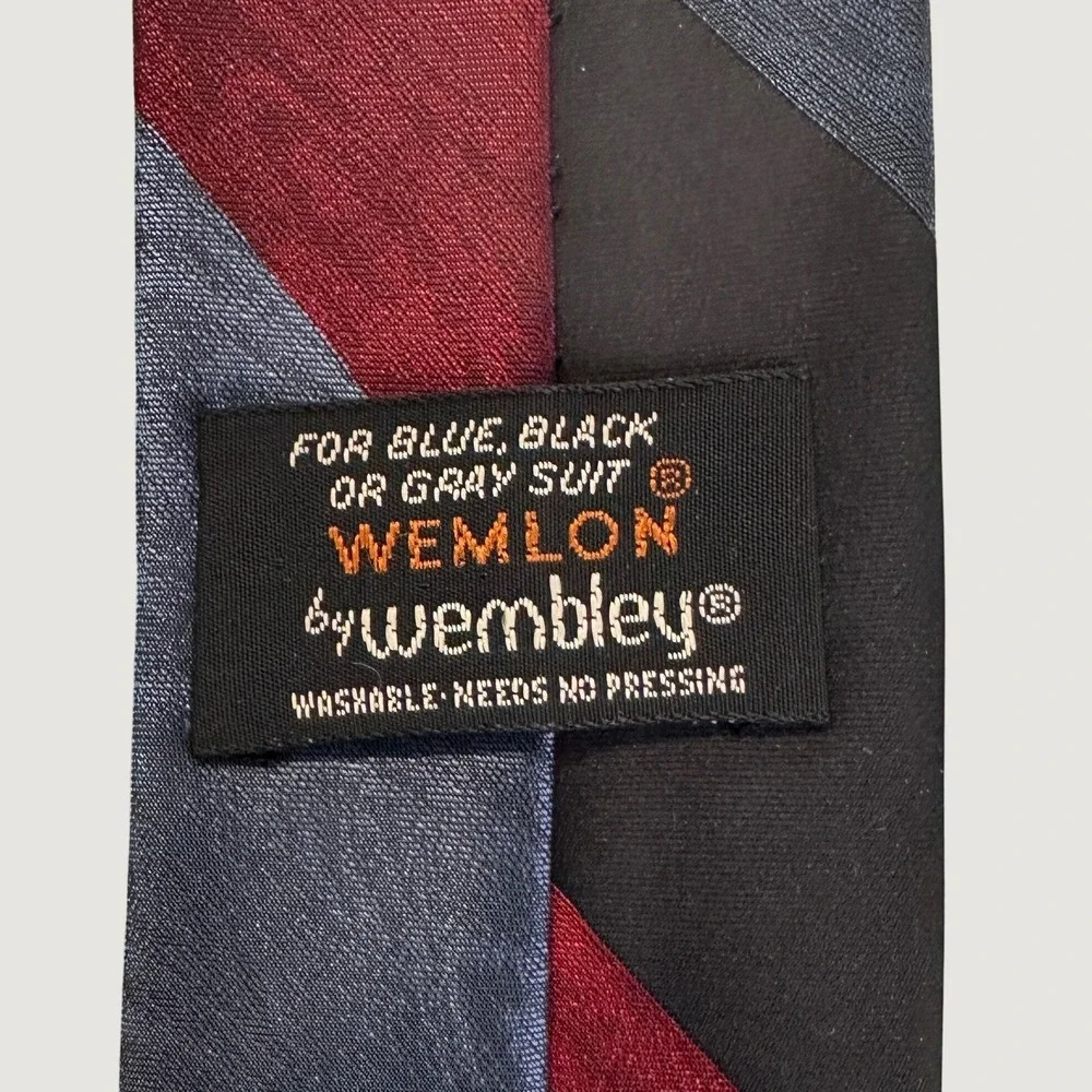 Vintage Wembley Wemlon Striped Tie Red Navy Blue Slate Washable Necktie